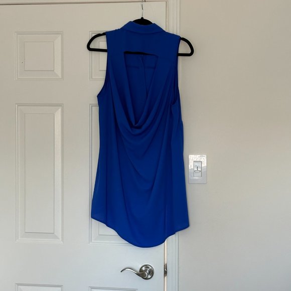FOREVER21+ Blue Open Back Flowy Top - Picture 3 of 4